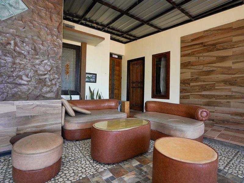 Oyo 1087 Homestay Potato House Bromo Exterior photo