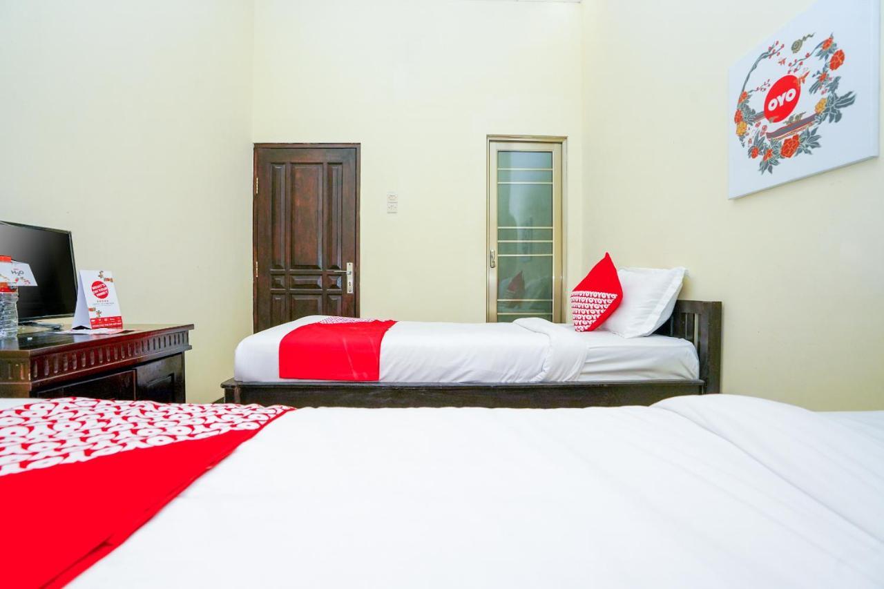 Oyo 1087 Homestay Potato House Bromo Exterior photo